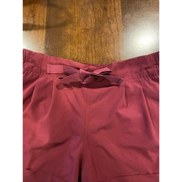 Lululemon Athletica Red Athletic Shorts Lightweight Comfortable Fit - Picture 3 of 7